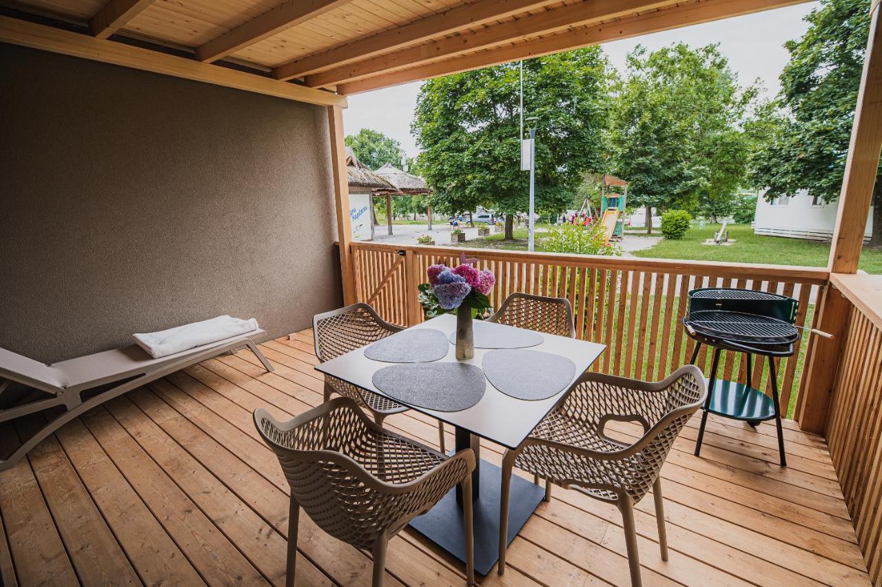 Premium Mobile Homes With Thermal Riviera Tickets Catez ob Savi Exteriör bild