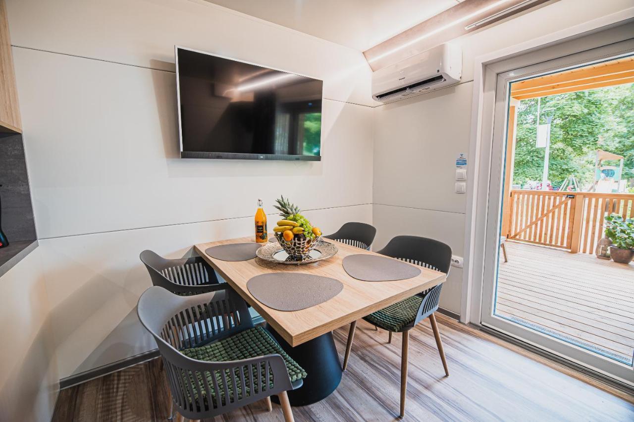 Premium Mobile Homes With Thermal Riviera Tickets Catez ob Savi Exteriör bild