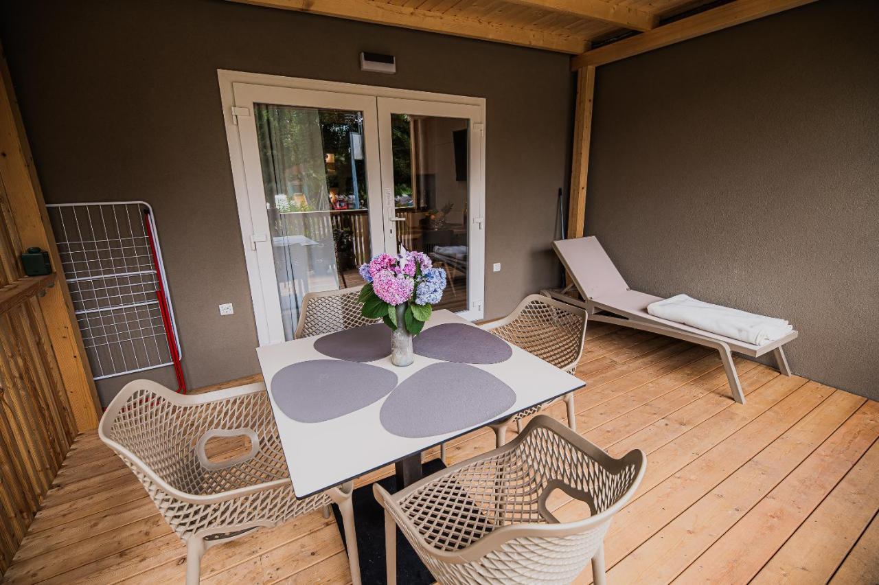 Premium Mobile Homes With Thermal Riviera Tickets Catez ob Savi Exteriör bild