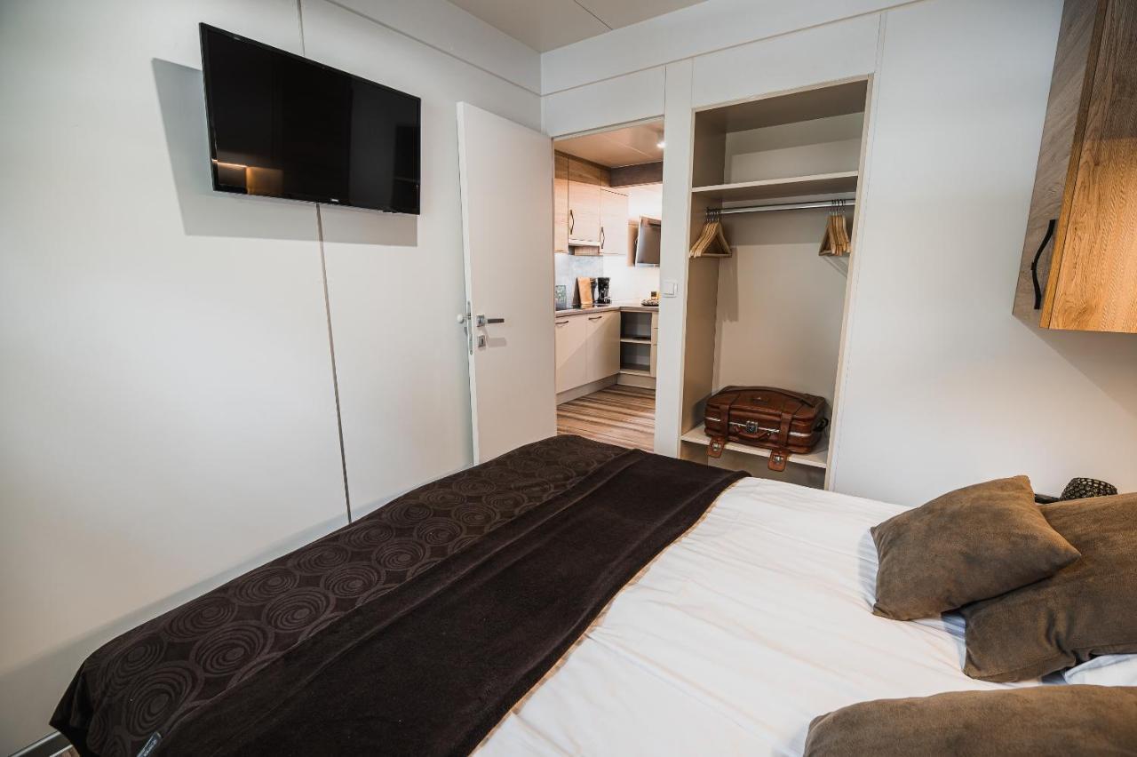 Premium Mobile Homes With Thermal Riviera Tickets Catez ob Savi Exteriör bild