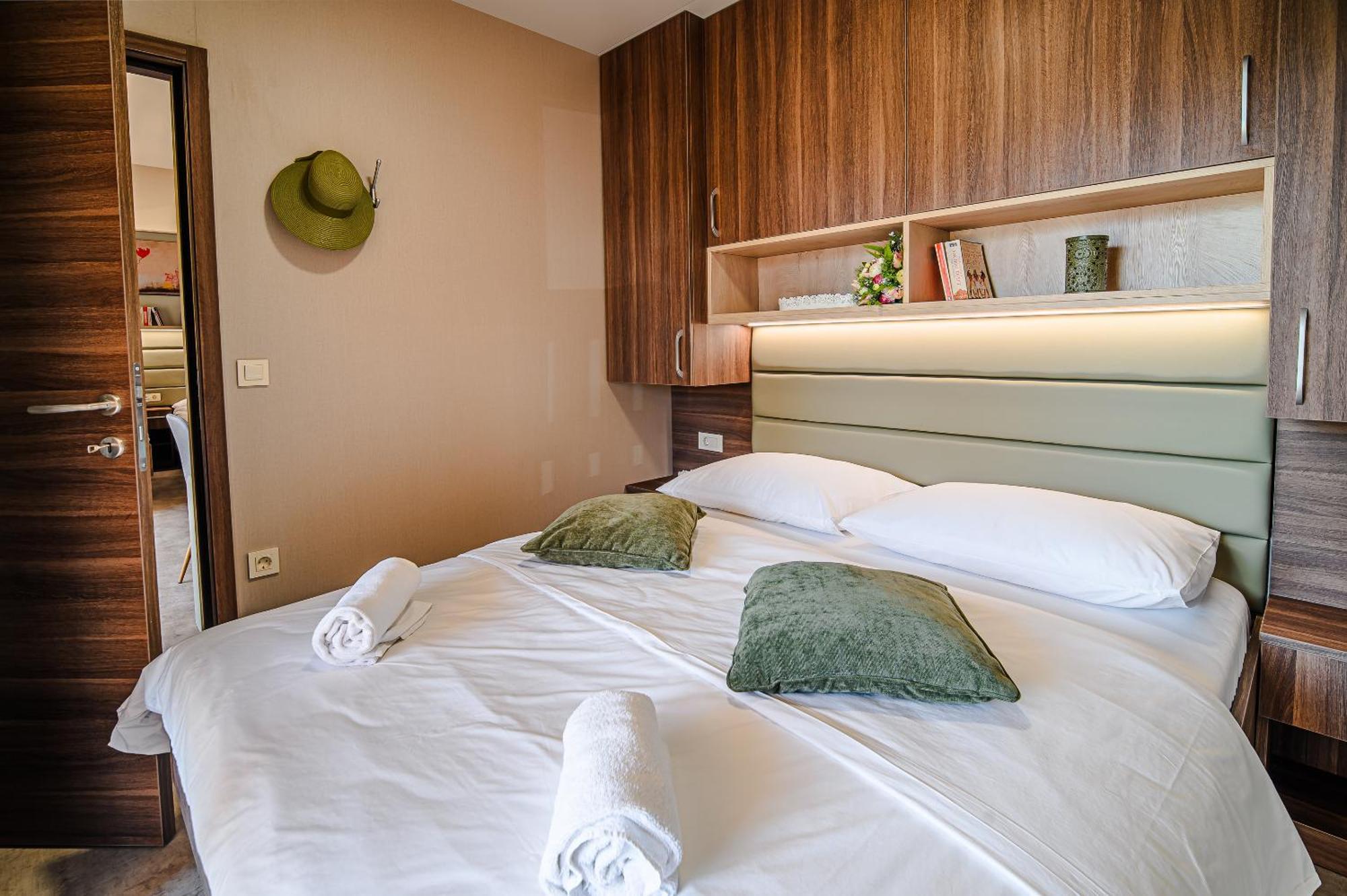 Premium Mobile Homes With Thermal Riviera Tickets Catez ob Savi Exteriör bild